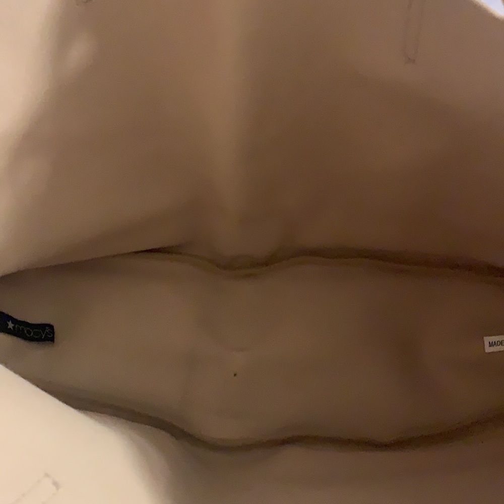 Tote - Picture 3 of 5